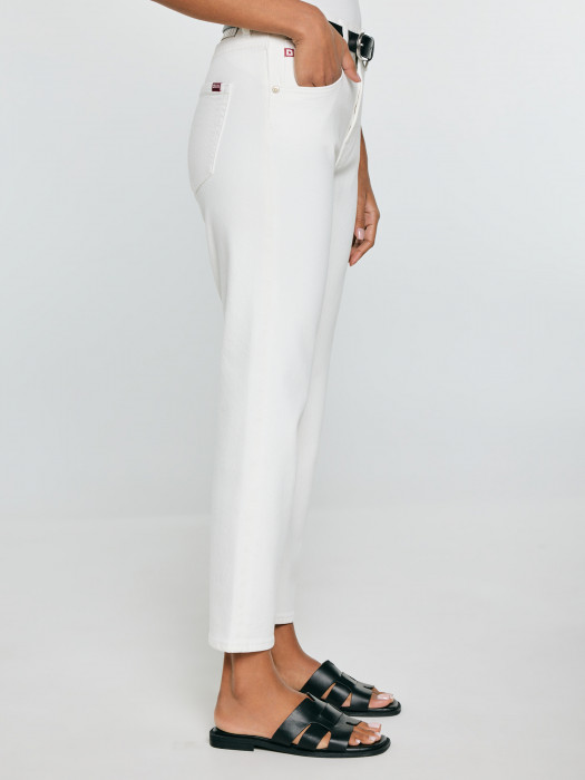 Rovné džínsy z bavlneného denimu AVRIL CROPPED 818